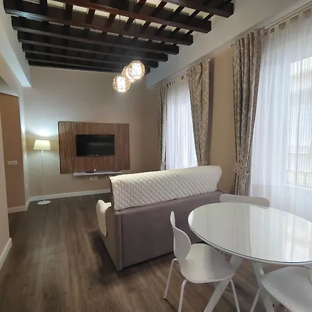 La Vina Apartment